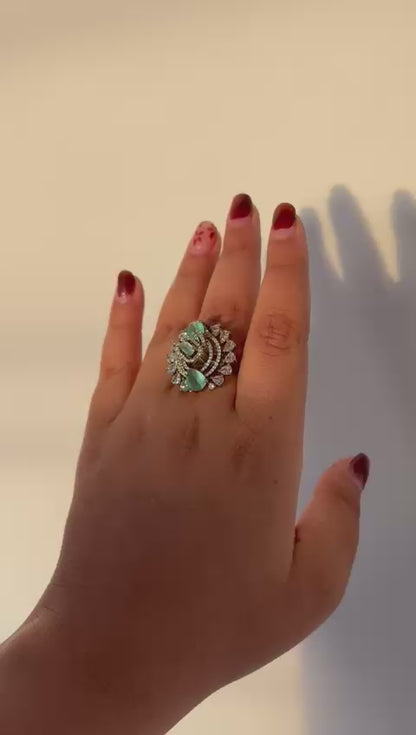 Meher Emerald Swirl Ring 💚💫